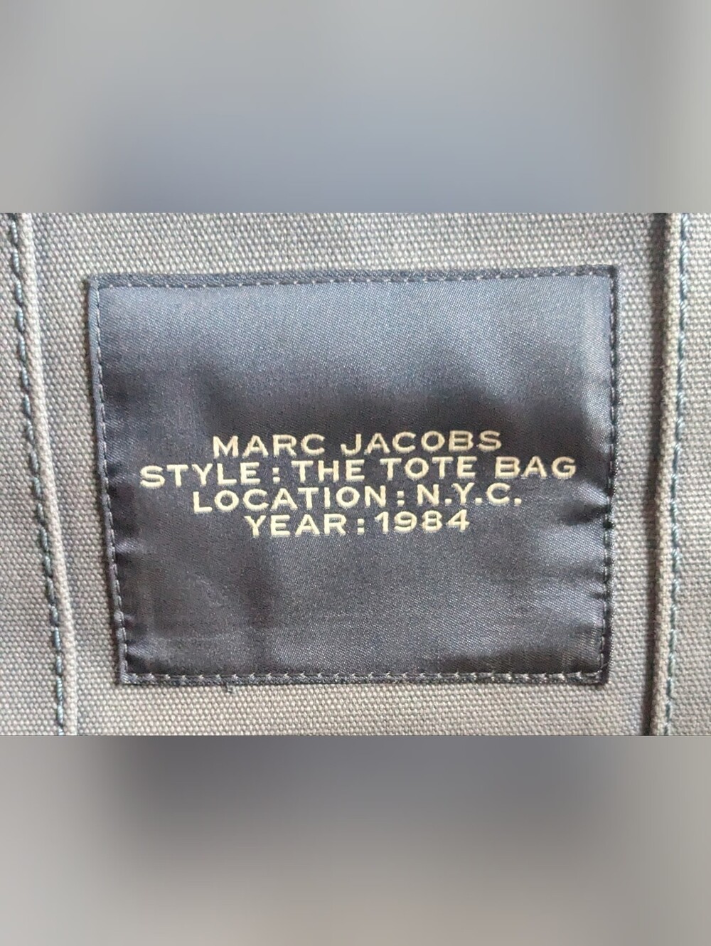 Marc Jacobs Blue Canvas Tote. MEDIUM SIZE. AUTHENTIC. - Picture 4 of 4